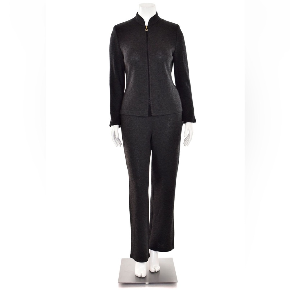 St. John Collection 2Pc Pant Suit in Graphite Gray